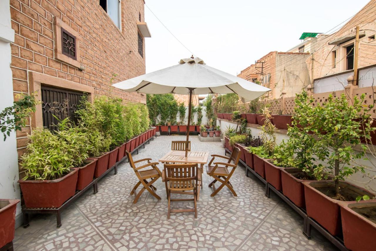Shree Mohan Home Stay- A Heritage Home Джодхпур Экстерьер фото